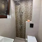 Villa белият камък - *