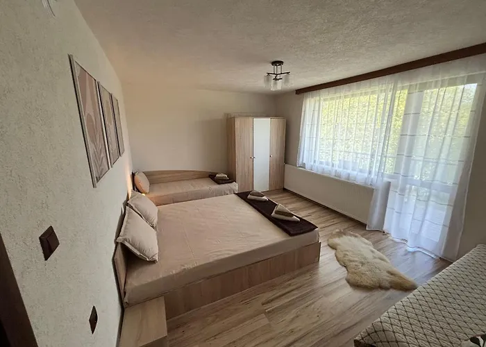 белият камък - * Zlatograd