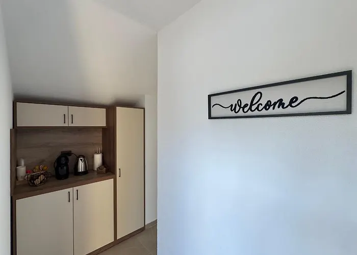 белият камък - Villa Zlatograd