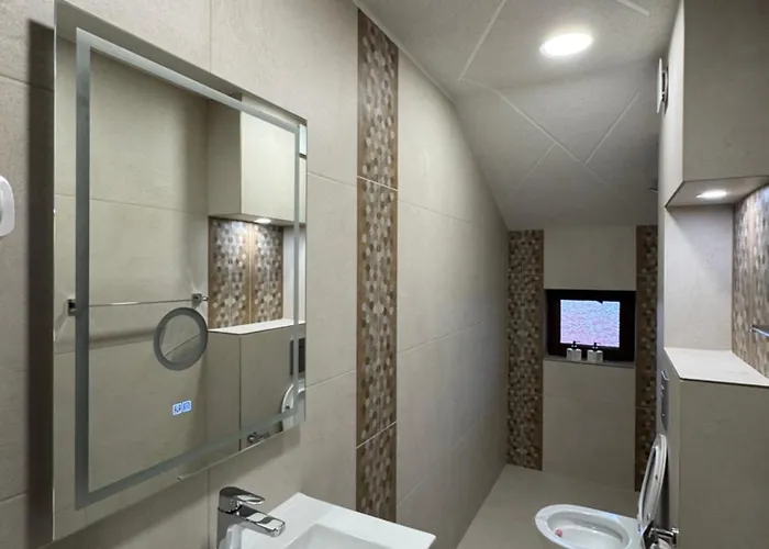 белият камък - * Zlatograd